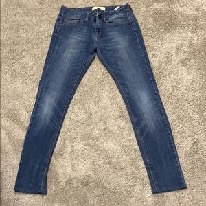 Zara Basic Skinny Jeans. Size 6